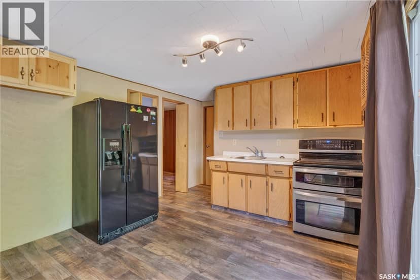 8 Mallard AVENUE — photo 15 of 29