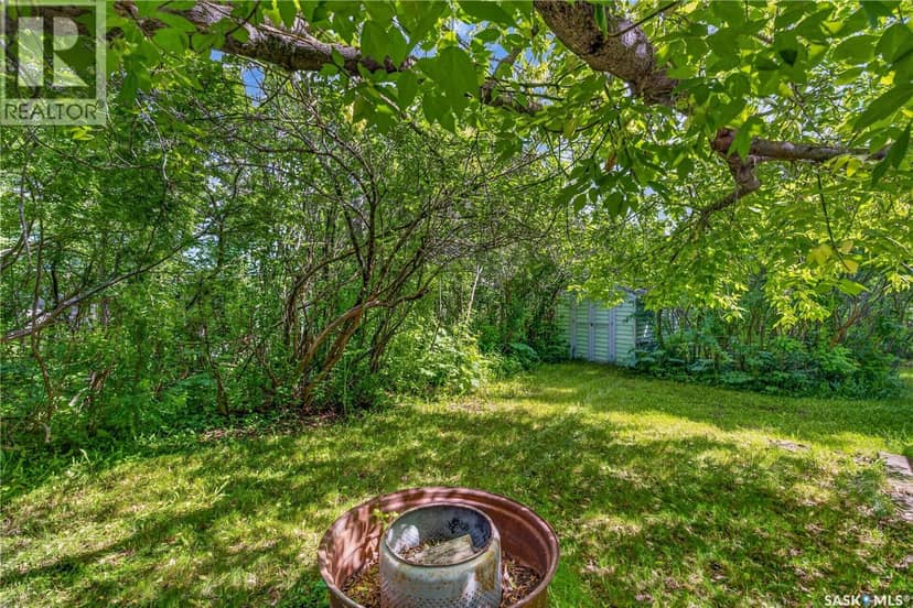 8 Mallard AVENUE — photo 8 of 29