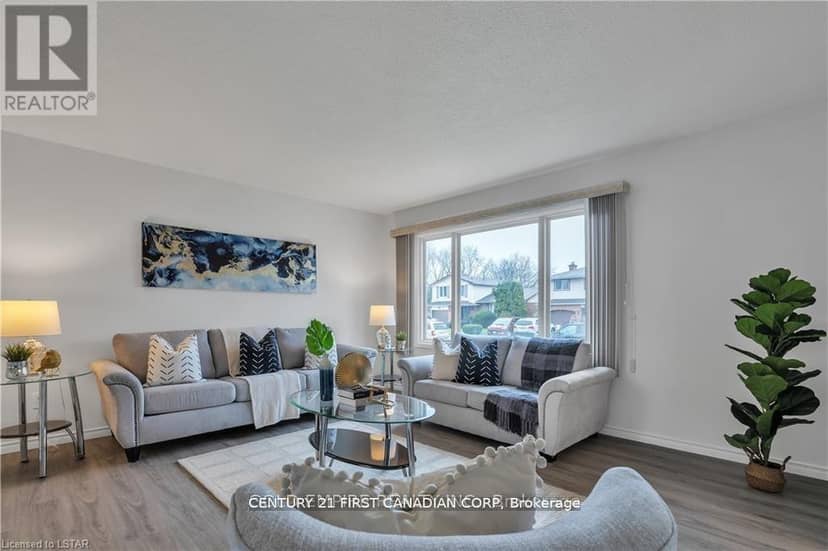53 Archer Crescent — photo 9 of 38