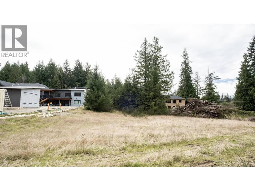 1221 CASTLE ROAD, Gibsons