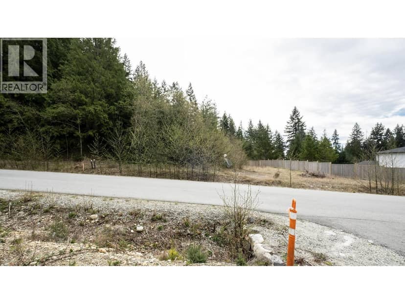 1221 CASTLE ROAD, Gibsons, photo 6