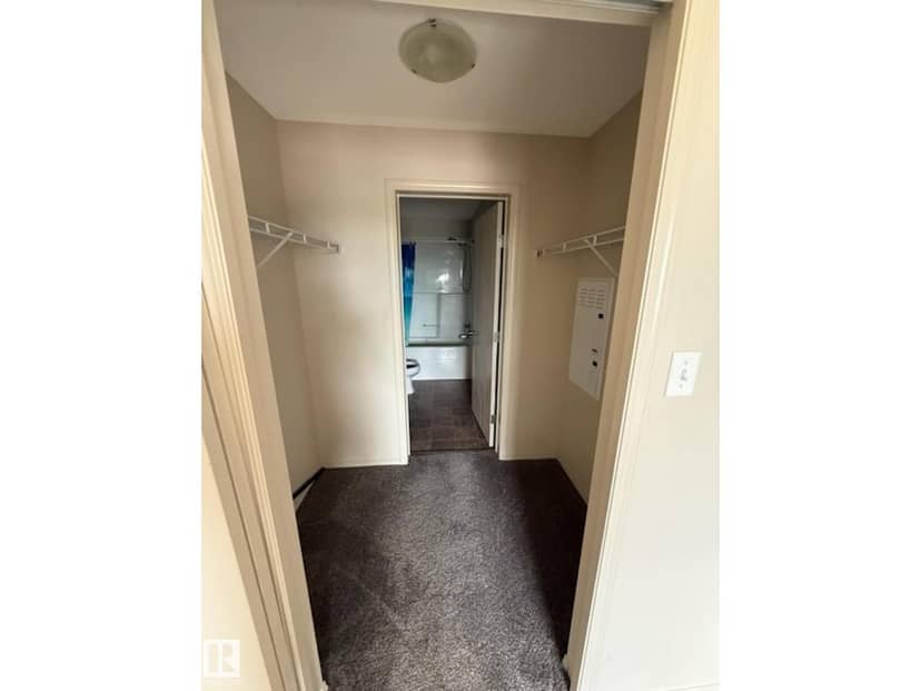#421 1180 Hyndman Rd NW — photo 15 of 17