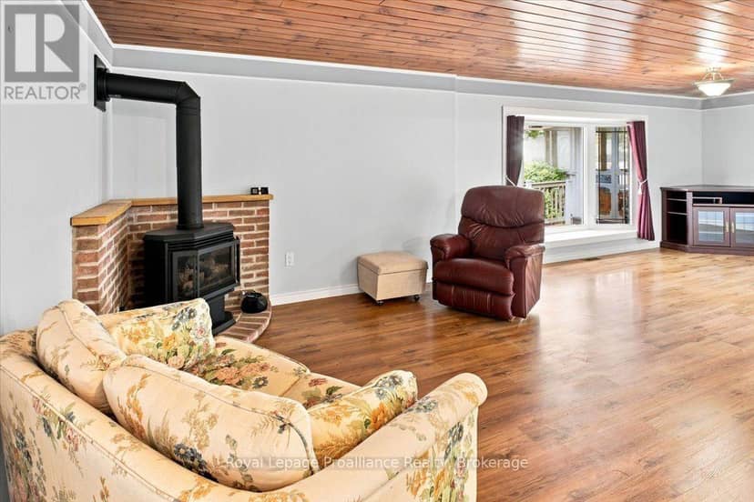 40 Riverview Drive — photo 14 of 40
