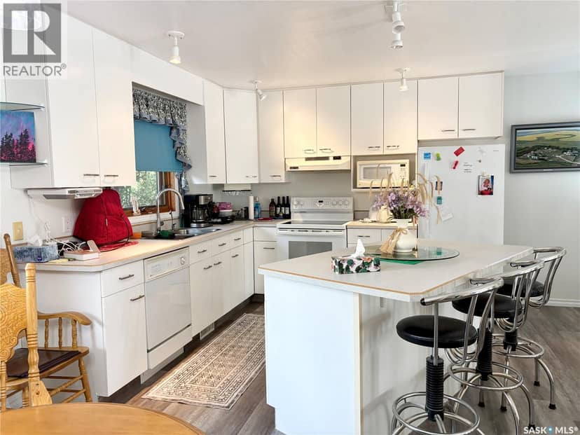 230 Augusta PLACE — photo 13 of 32