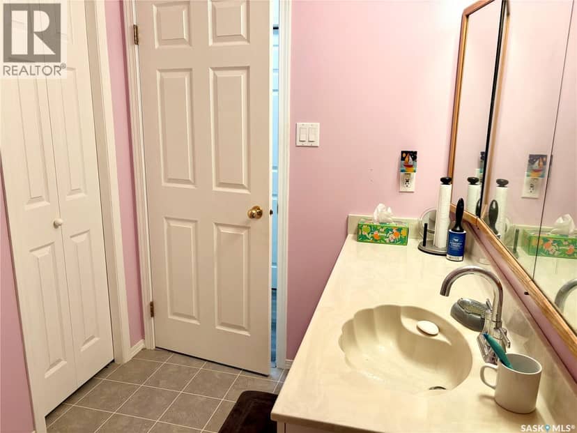 230 Augusta PLACE — photo 18 of 32