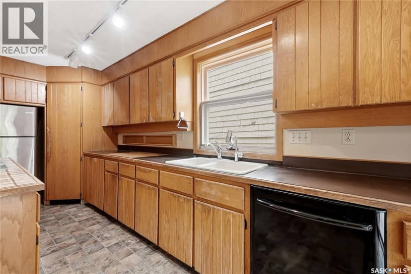 21 Angus CRESCENT — photo 12 of 40