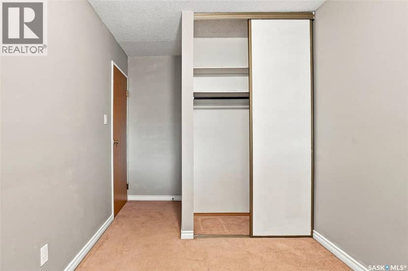 614 310 Stillwater DRIVE — photo 15 of 26