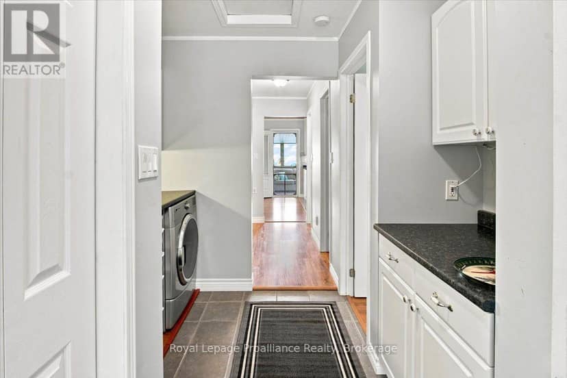 40 Riverview Drive — photo 7 of 40