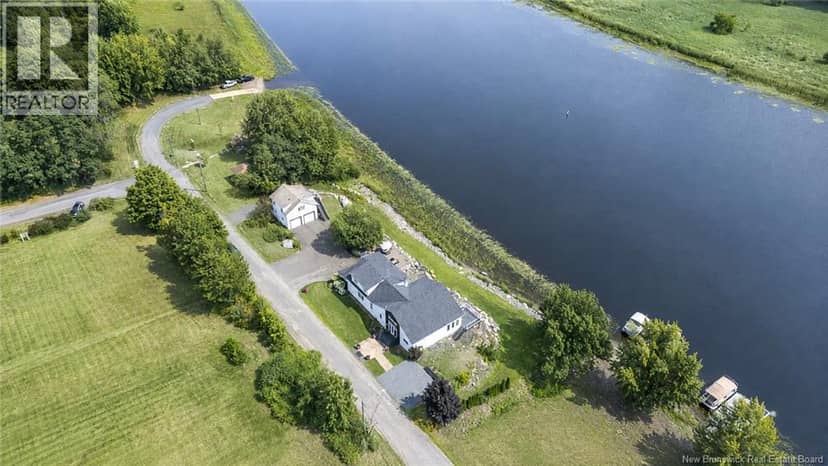 92 Front Street, Gagetown, photo 4