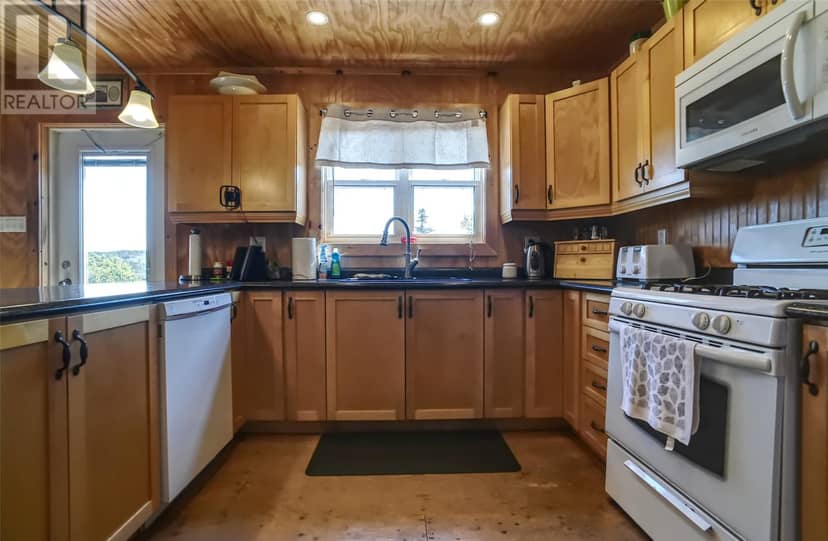 70 Nine Island Pond South Road — photo 10 of 40