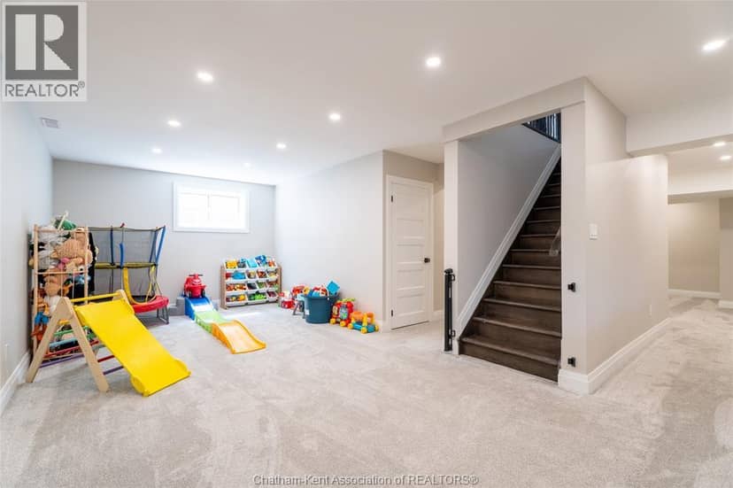 339 OAK STREET West — photo 29 of 40
