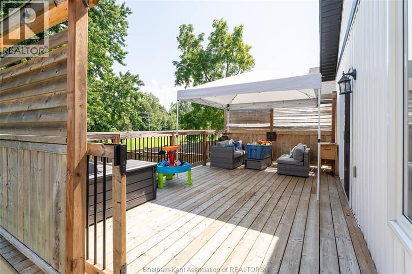 339 OAK STREET West — photo 40 of 40