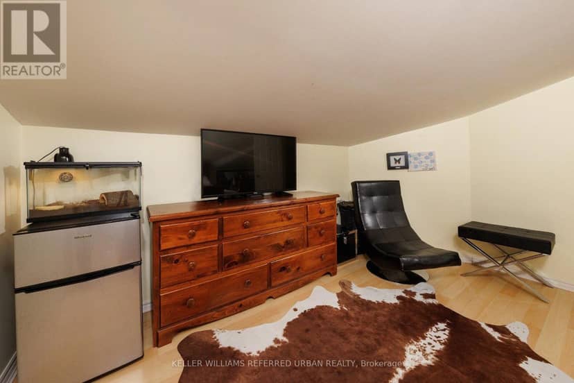 6 Elmhurst Drive — photo 26 of 40