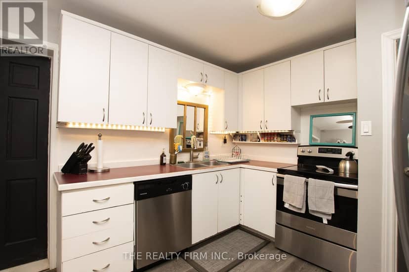 82 Langton Road — photo 10 of 40