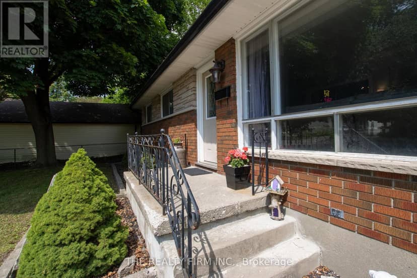 82 Langton Road — photo 3 of 40