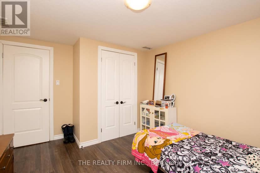 82 Langton Road — photo 33 of 40