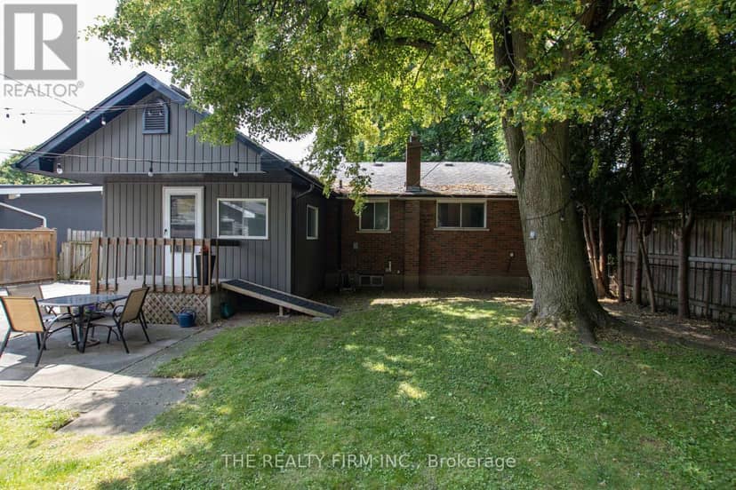 82 Langton Road — photo 37 of 40