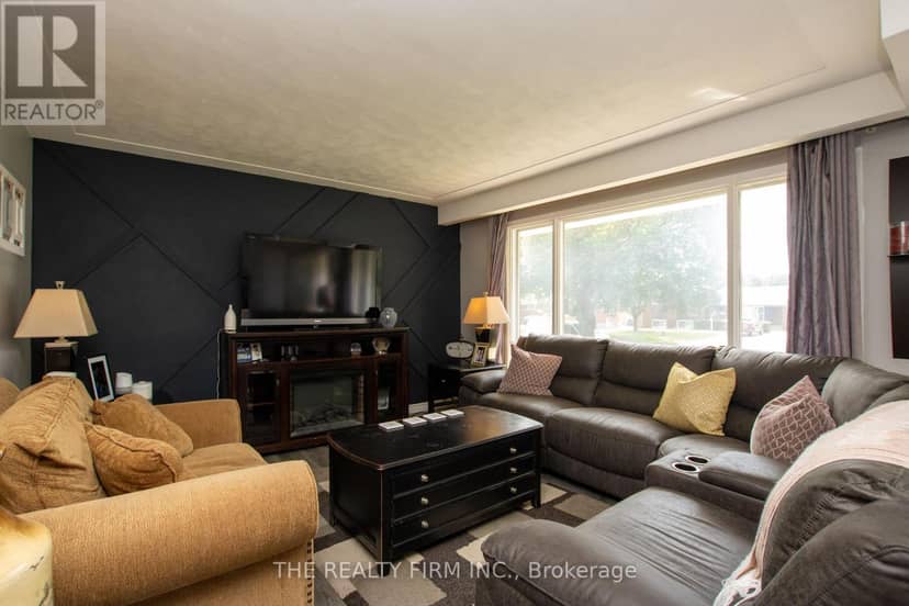 82 Langton Road — photo 6 of 40