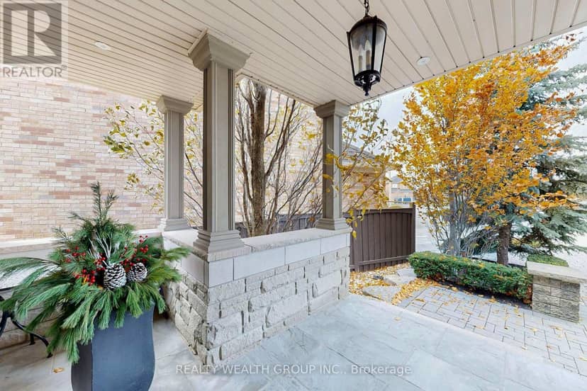 43 Catano Court, Richmond Hill, photo 2