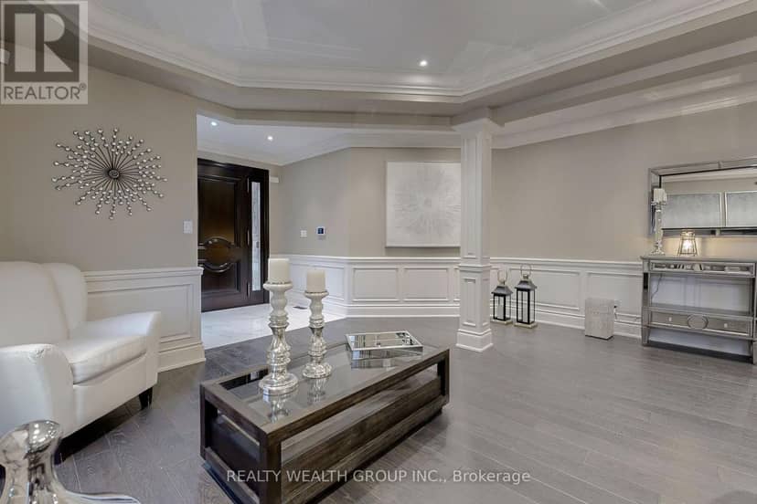 43 Catano Court, Richmond Hill, photo 4