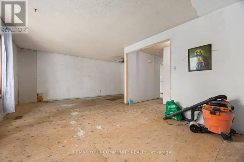 566 Highland Crescent — photo 21 of 40