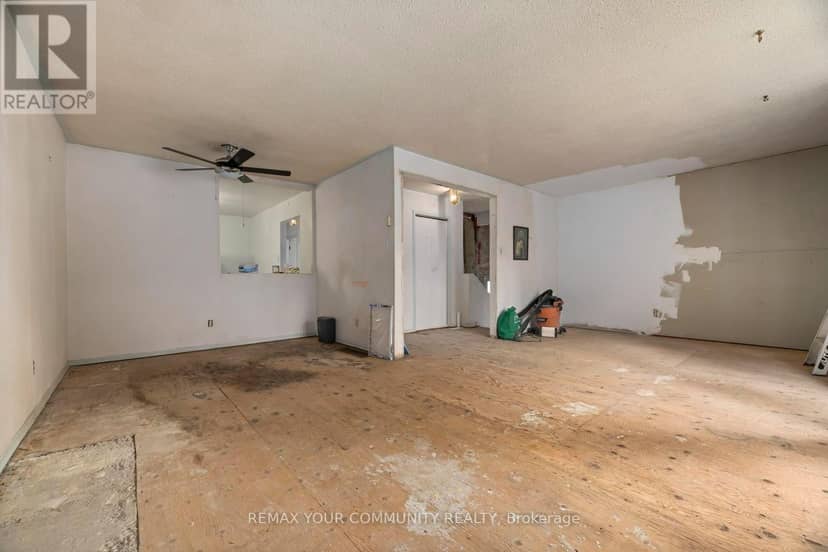 566 Highland Crescent — photo 8 of 40