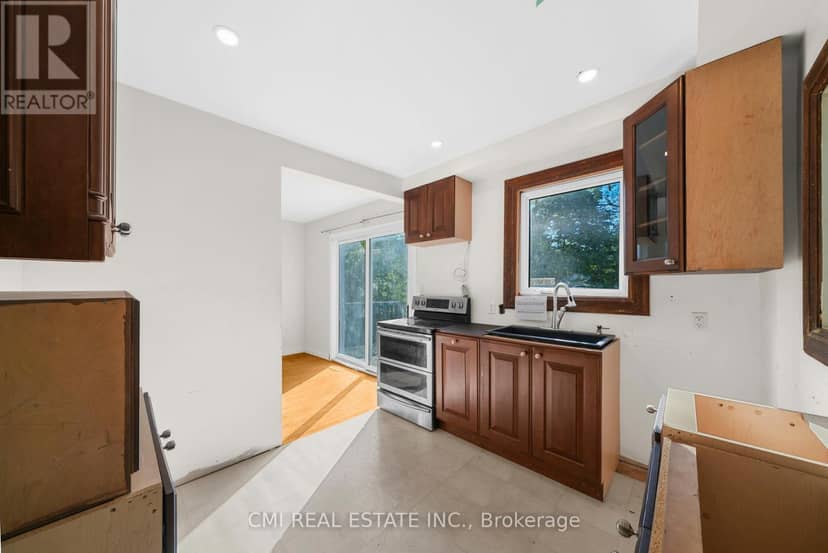 43 Perry Street — photo 15 of 40