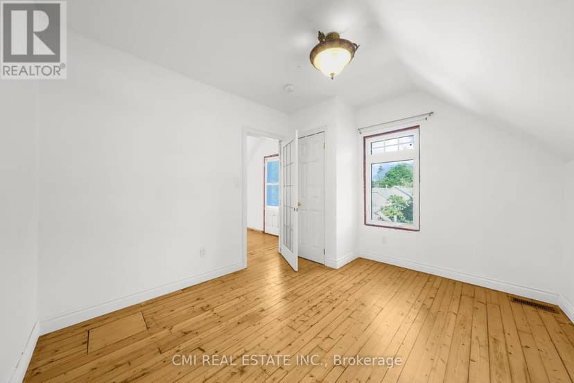 43 Perry Street — photo 22 of 40