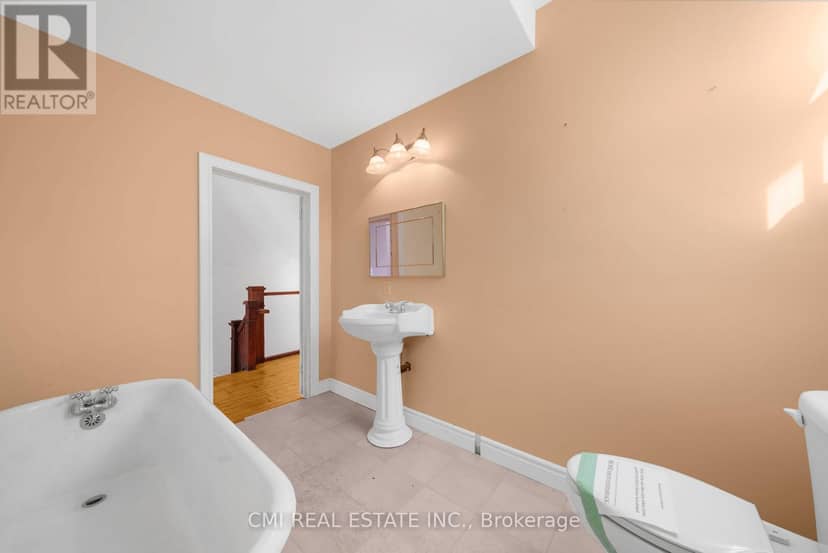 43 Perry Street — photo 26 of 40