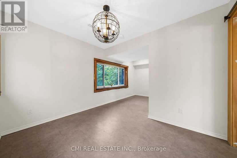 43 Perry Street — photo 28 of 40