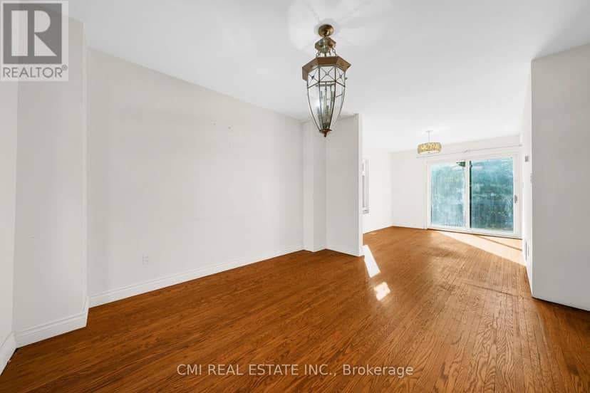 43 Perry Street — photo 9 of 40