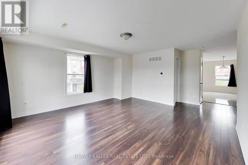 38 - 1 Leggott Avenue — photo 10 of 37