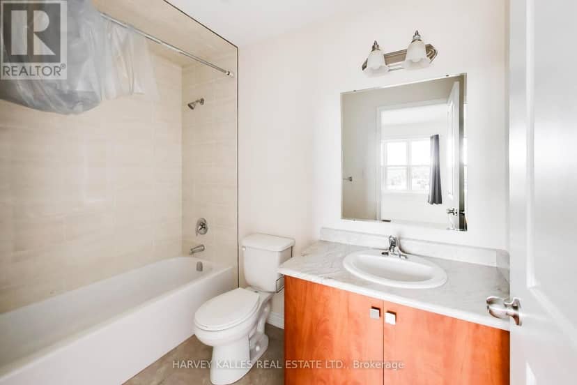 38 - 1 Leggott Avenue — photo 30 of 37