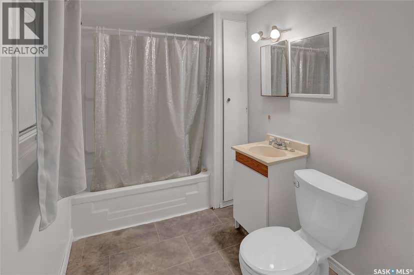 840 Grey AVENUE — photo 25 of 32