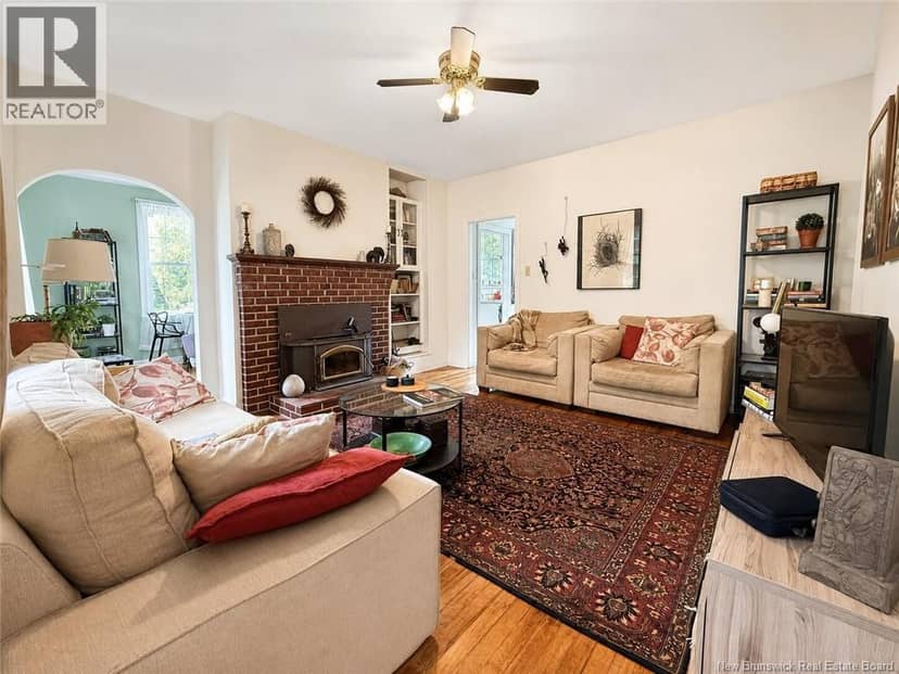 115-123 Pond Shore Road — photo 15 of 40