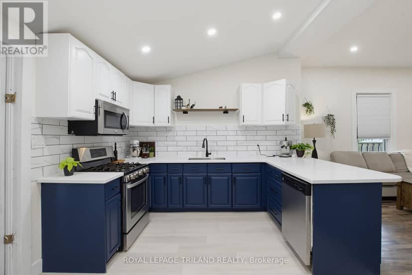 872 Stedwell Street — photo 16 of 40
