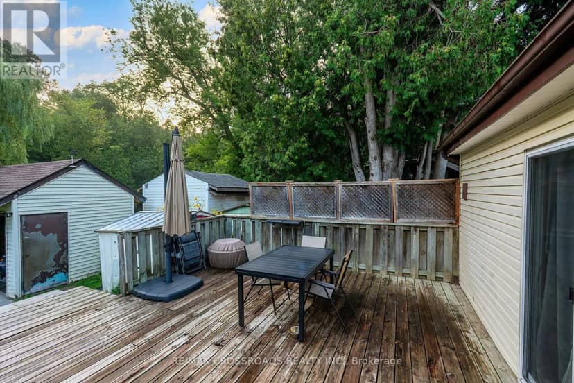 368 Cedar Valley Boulevard — photo 17 of 29