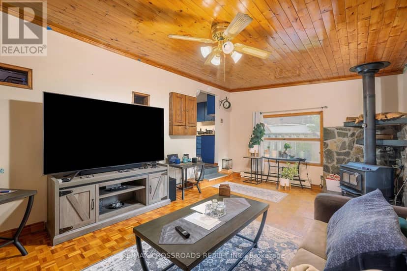 368 Cedar Valley Boulevard — photo 7 of 29