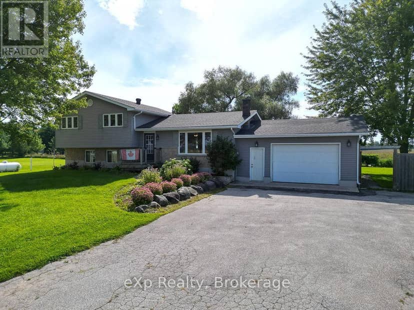 3595 Bruce Road 3 — photo 1 of 38