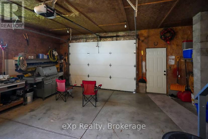 3595 Bruce Road 3 — photo 23 of 38