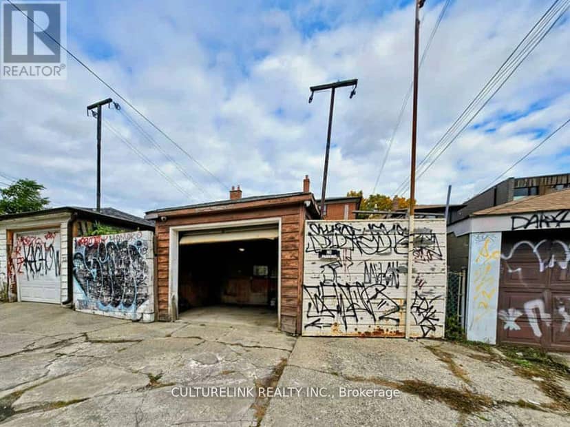 52 Palmerston Avenue — photo 12 of 30