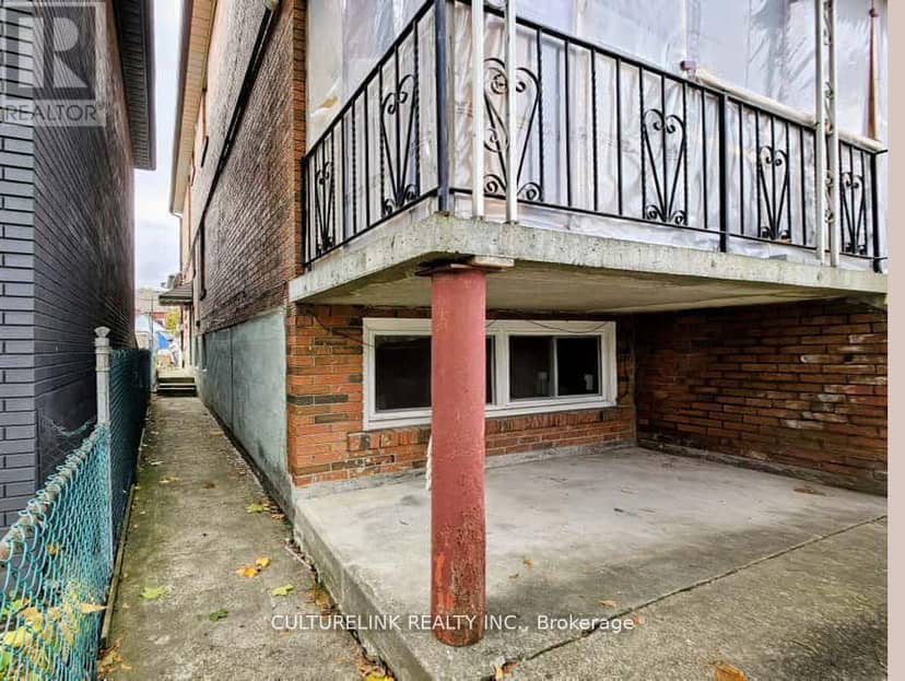 52 Palmerston Avenue — photo 5 of 30