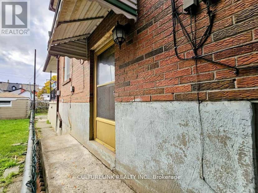 52 Palmerston Avenue — photo 6 of 30