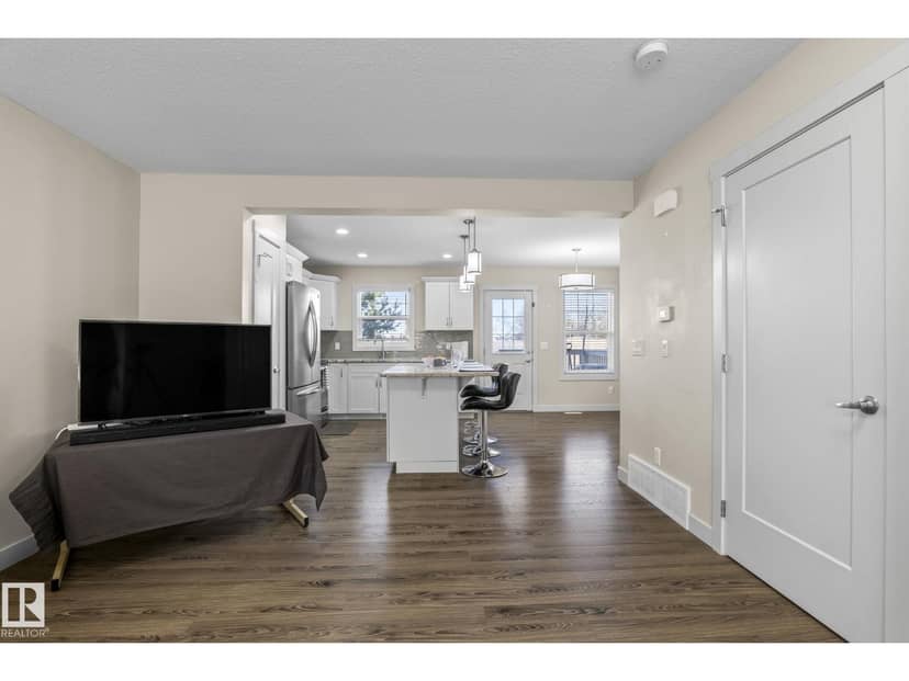 #24 4205 30 ST NW, Edmonton, photo 3