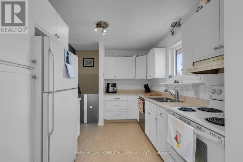 423 Mary Street — photo 6 of 23