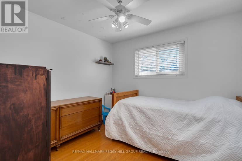 423 Mary Street — photo 8 of 23