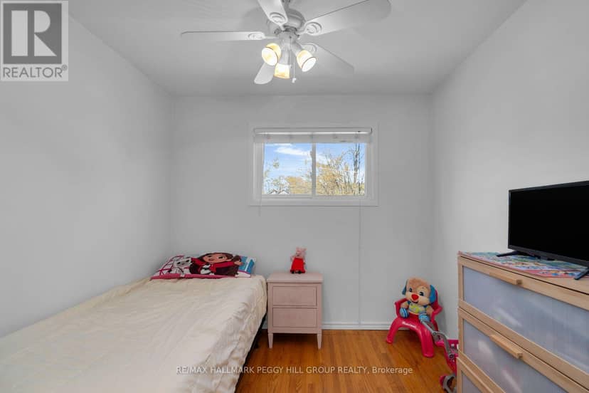 423 Mary Street — photo 9 of 23