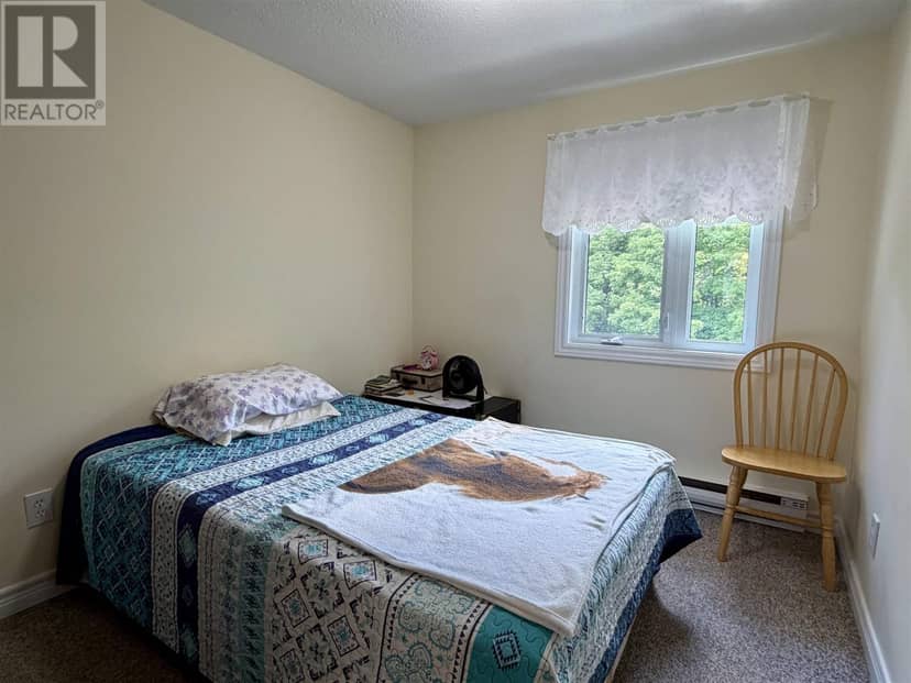 74 Frame CRES — photo 17 of 36