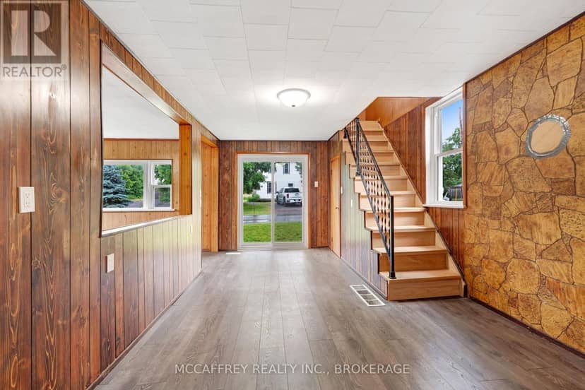333 Burridge Road — photo 6 of 40