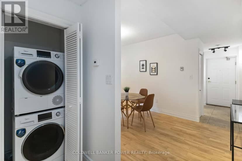 308 - 460 Wellington Street — photo 20 of 34